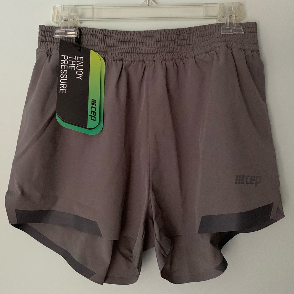 NWT - Women’s CEP loose fit lightweight grey training shorts, size medium